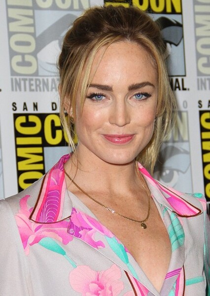 Caity Lotz photo