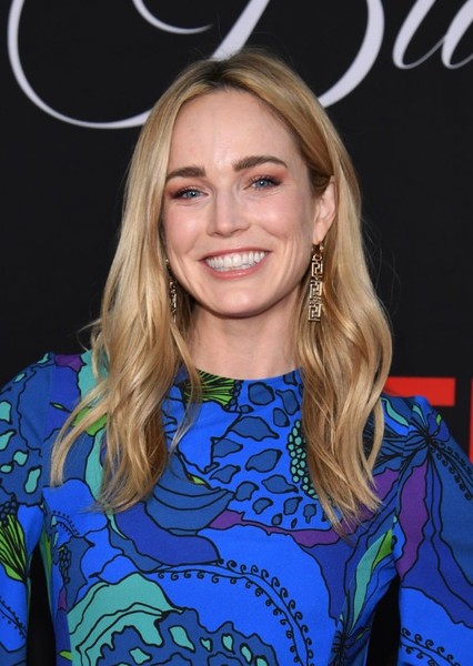Caity Lotz photo