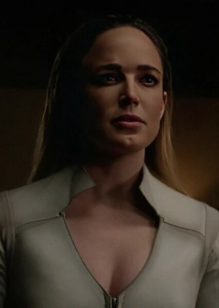 Caity Lotz photo