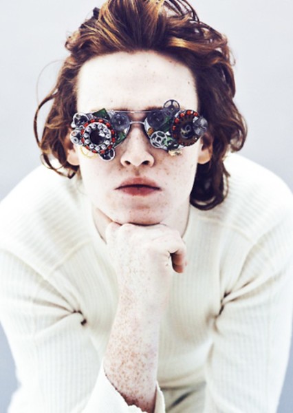 Caleb Landry Jones photo