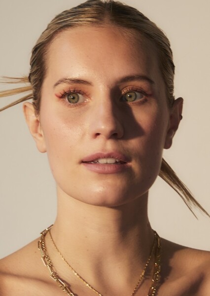 Callie Cooke photo
