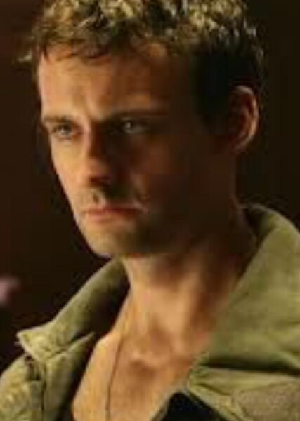 Callum Blue photo