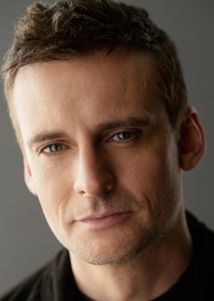 Callum Blue photo