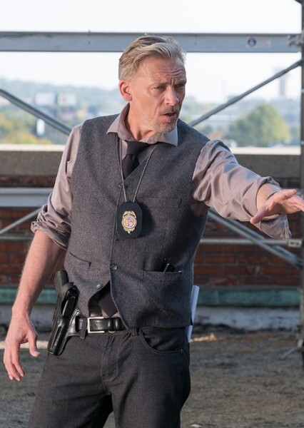 Callum Keith Rennie photo