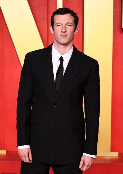 Callum Turner photo