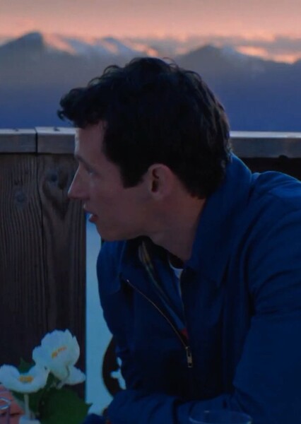 Callum Turner photo