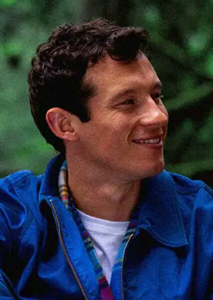 Callum Turner photo