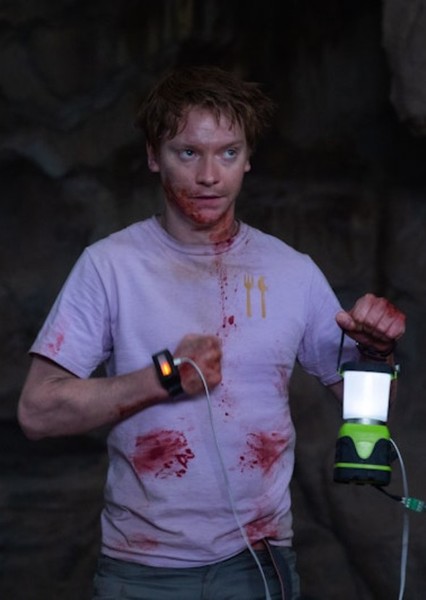 Calum Worthy photo