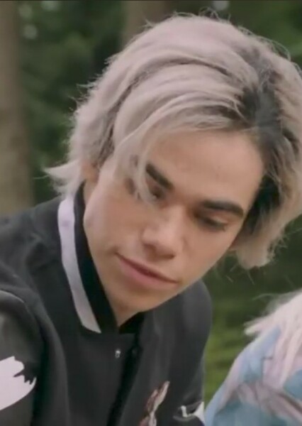 Cameron Boyce photo