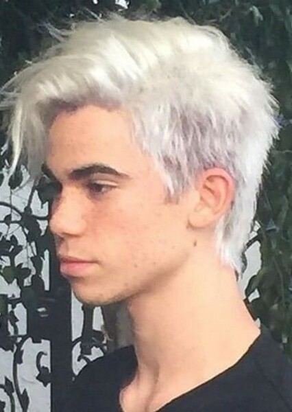 Cameron Boyce photo
