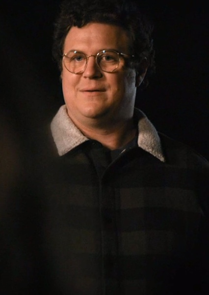 Cameron Britton photo