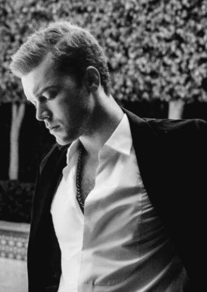 Cameron Monaghan photo