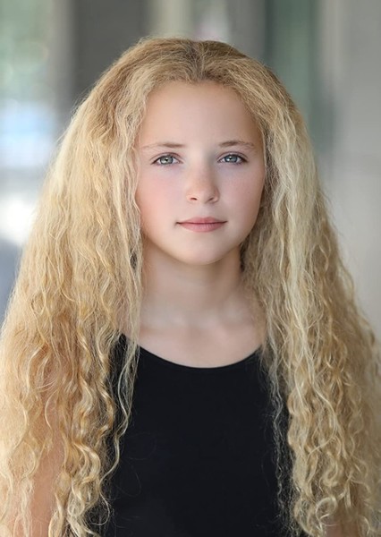 Cameron Seely photo
