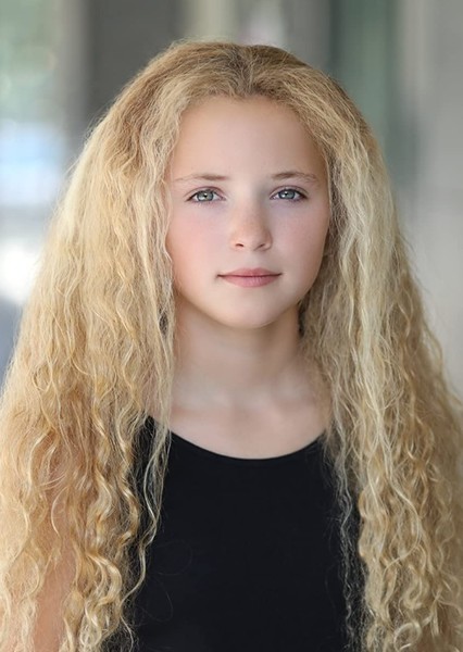 Cameron Seely photo