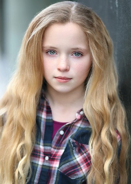 Cameron Seely photo
