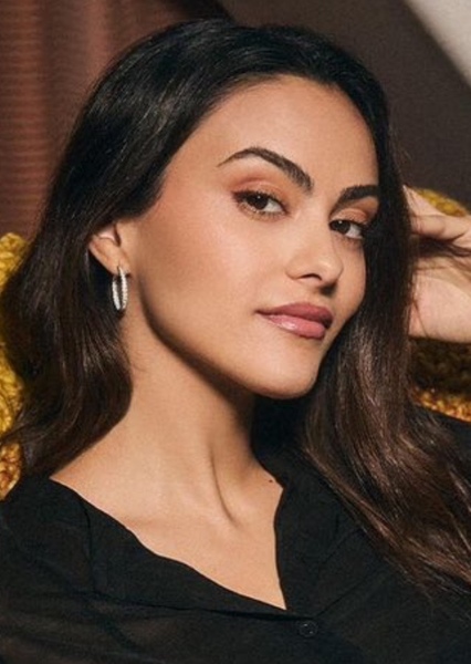 Camila Mendes photo