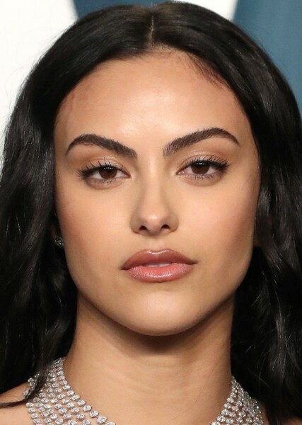 Camila Mendes photo