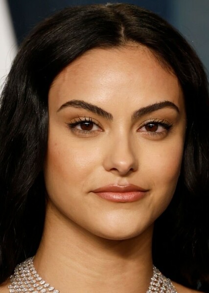 Camila Mendes photo