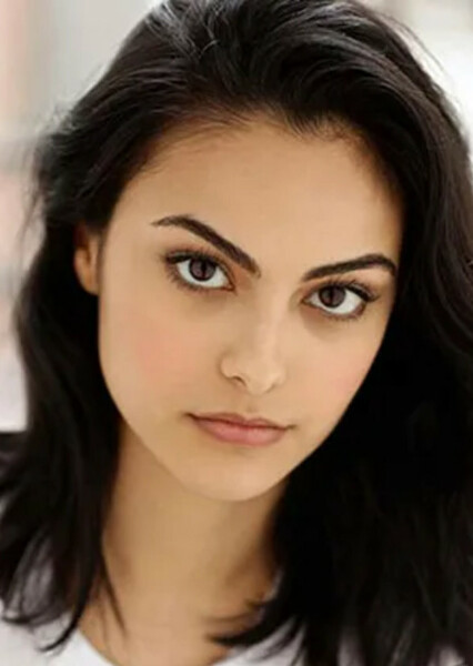Camila Mendes