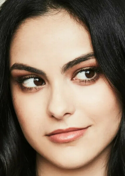Camila Mendes photo