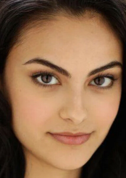 Camila Mendes photo