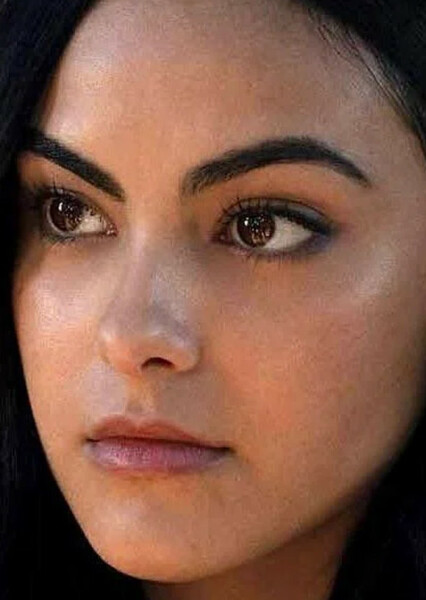 Camila Mendes photo