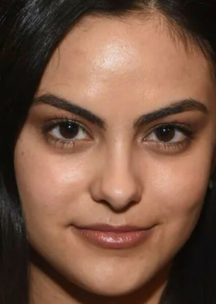 Camila Mendes photo