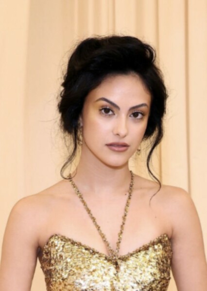 Camila Mendes photo