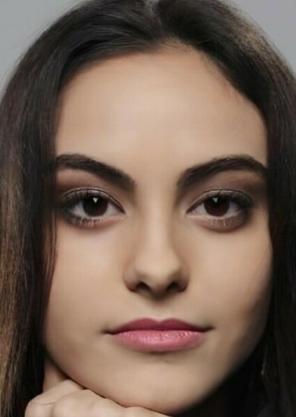Camila Mendes photo