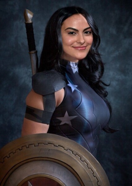 Camila Mendes