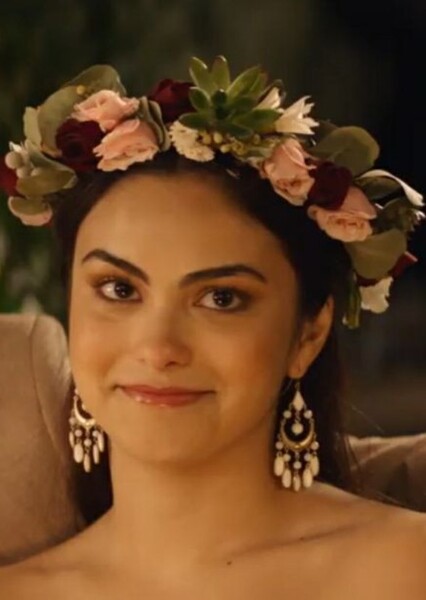 Camila Mendes photo