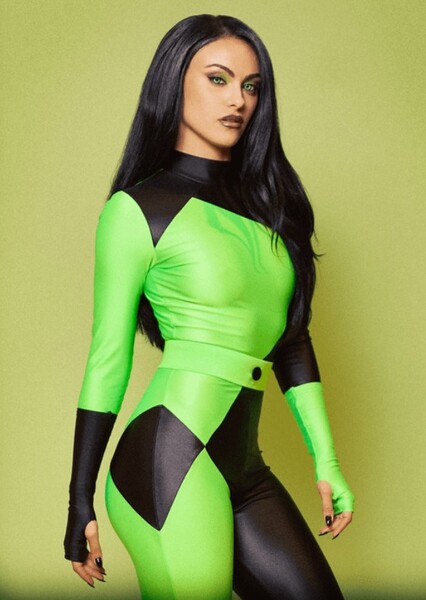 Camila Mendes photo