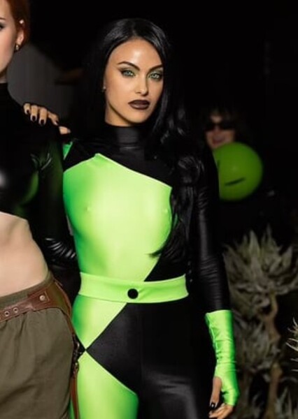 Camila Mendes photo