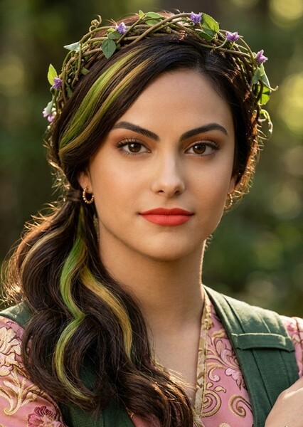 Camila Mendes photo