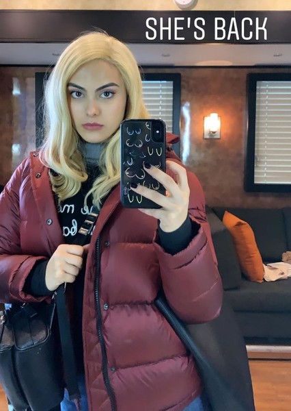 Camila Mendes photo