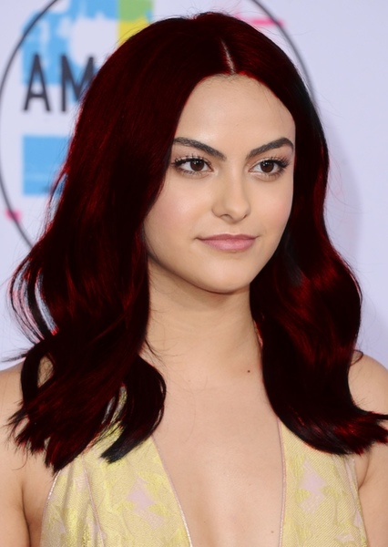 Camila Mendes