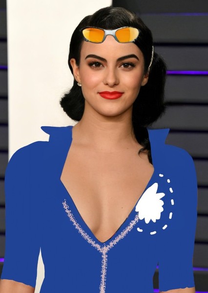 Camila Mendes photo