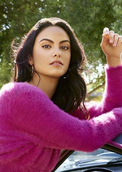 Camila Mendes