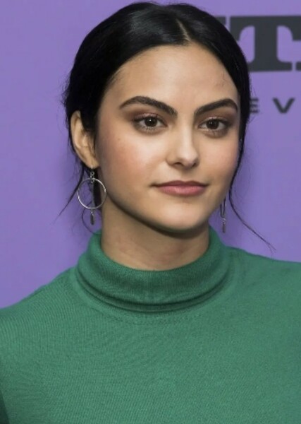 Camila Mendes photo