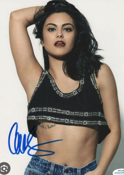 Camila Mendes photo