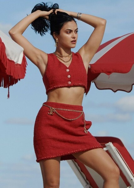 Camila Mendes photo