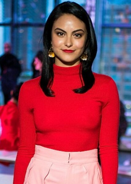 Camila Mendes photo