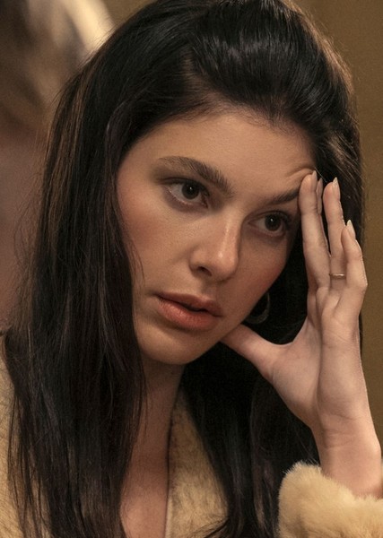 Camila Morrone photo