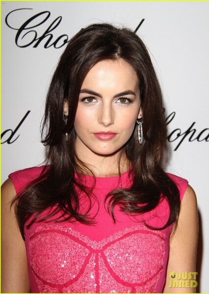 Camilla Belle photo