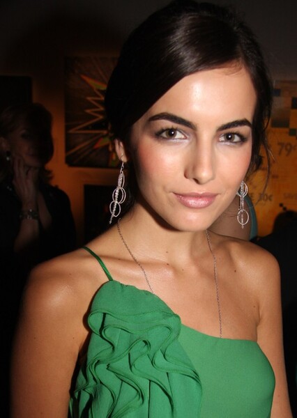 Camilla Belle photo