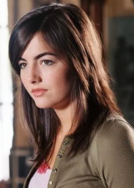 Camilla Belle