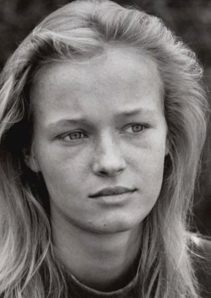 Camilla Overbye Roos photo