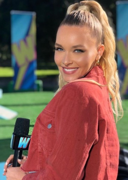Camille Kostek photo