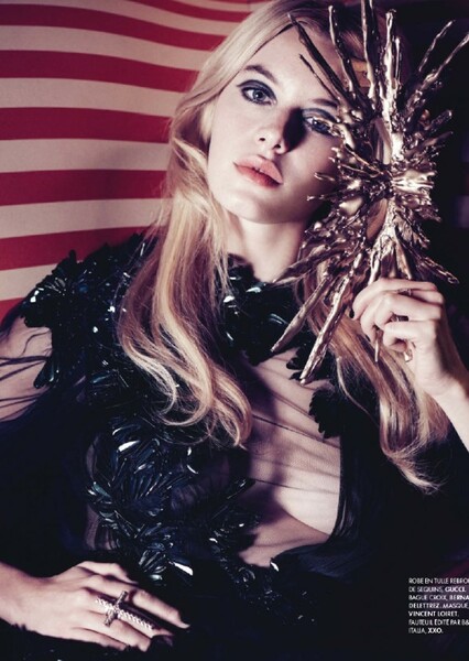 Camille Rowe photo