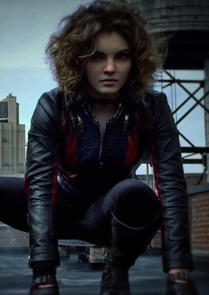 Camren Bicondova photo